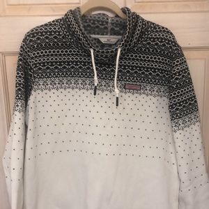 Like new Vineyard Vines sweater